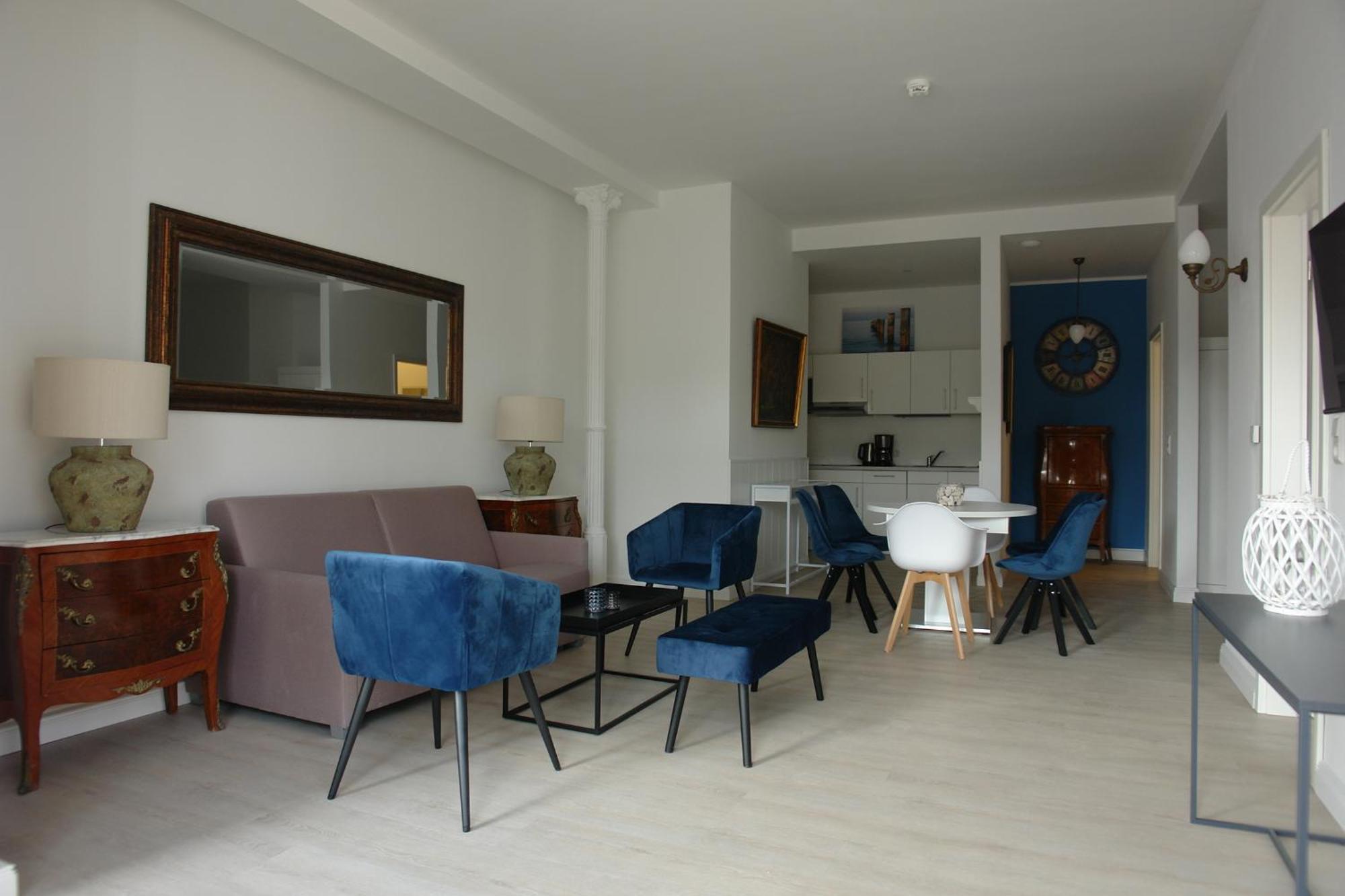 Friesischer Hof, Ferienwohnungen Mit Indoor Spielplatz, Kostenfreien Parkplatz Und W-Lan Hage Pokoj fotografie